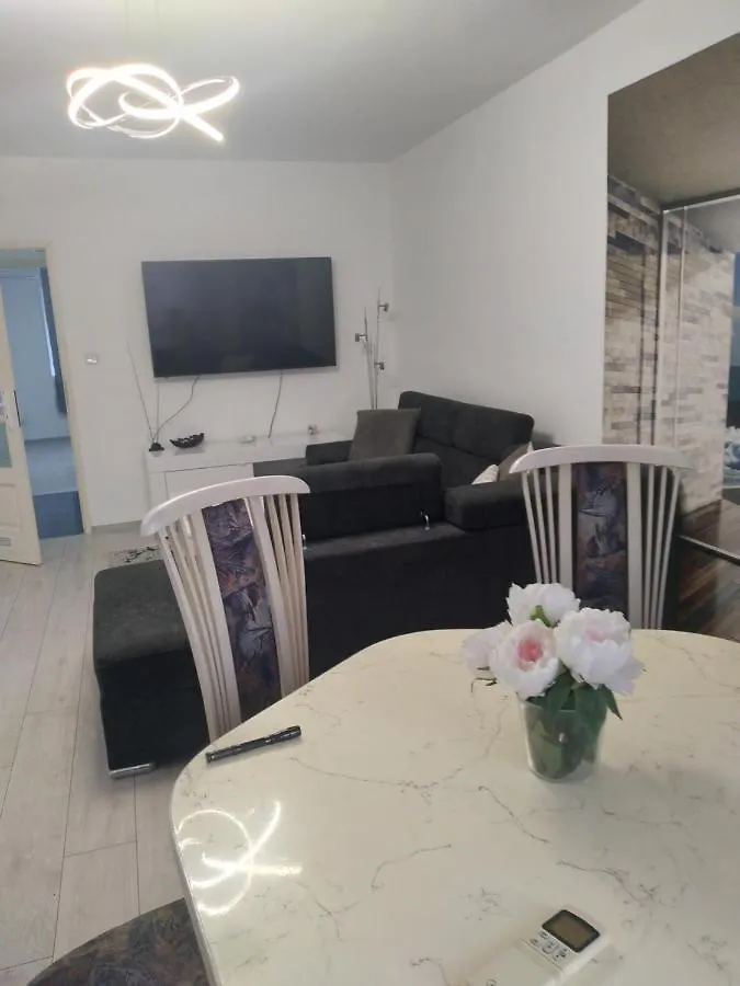 Spacious And Luxury 2 Bedroom Appartment Free Parking Varna