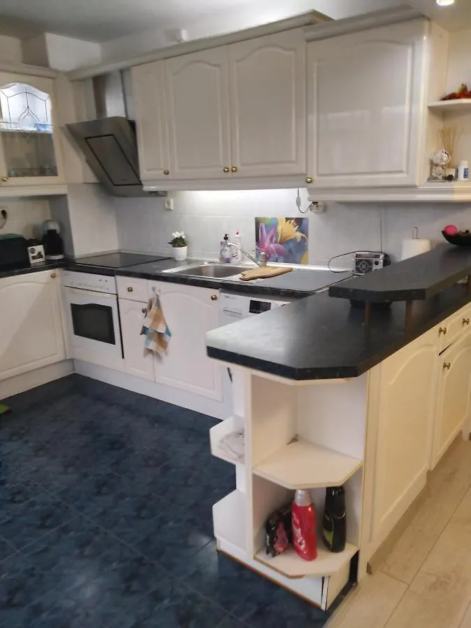 Spacious And Luxury 2 Bedroom Appartment Free Parking Varna